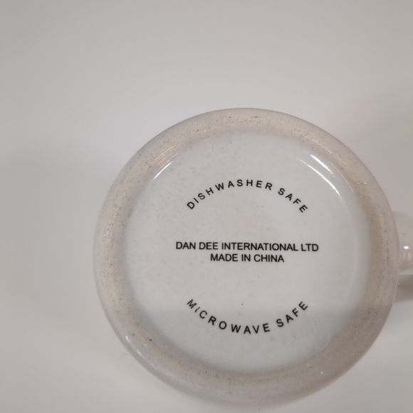 Valentine's Day Dee "Be Mine" heart coffee mug  , white/red - Picture 6 of 6